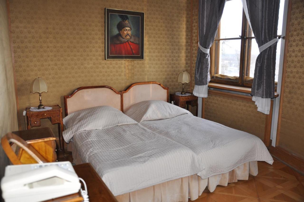 Hotel Zamek Pultusk Dom Polonii Bagian luar foto