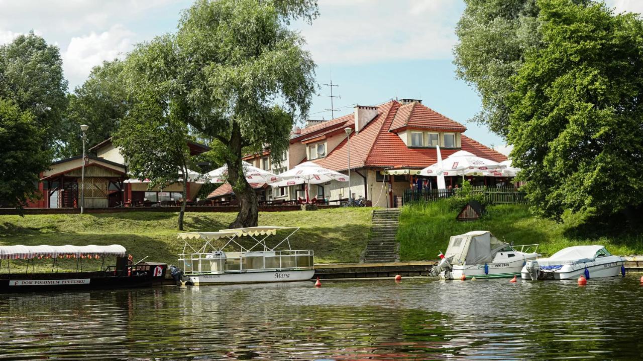 Hotel Zamek Pultusk Dom Polonii Bagian luar foto