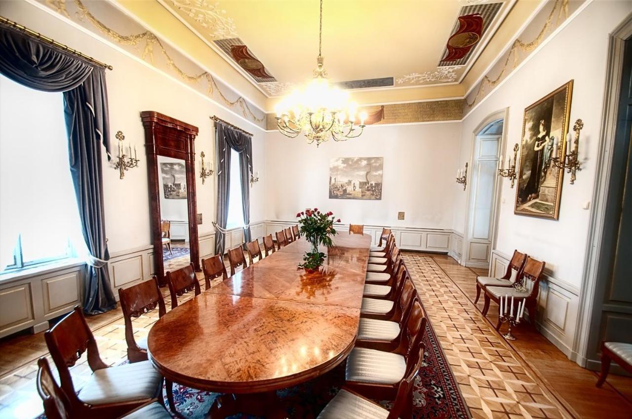 Hotel Zamek Pultusk Dom Polonii Bagian luar foto