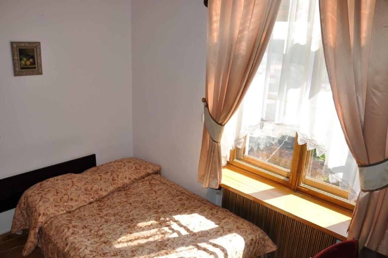 Hotel Zamek Pultusk Dom Polonii Bagian luar foto